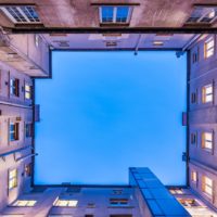 SUPERBONUS 110% CAMBIARE REGOLE IN QUESTA MANIERA SIGNIFICA BUTTARE IL BAMBINO CON L’ACQUA SPORCA. SI COMBATTANO GLI ILLECITI CON MEZZI CHE NON LEDANO LA CREDIBILITÀ DEL SISTEMA edifici